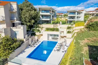 Appartement de 3 chambres en bord de.