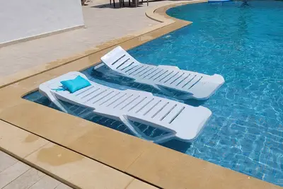 Image de Villa Djerbienne traditionnelle avec piscine
