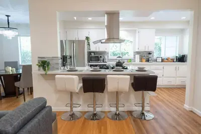 Image de Fullerton Gem: Spacious 3br House w/ Garage & Fenced Yard/Patio p56