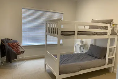 Image de Perfect esplanade getaway with magnificent sunsets and coastal vista