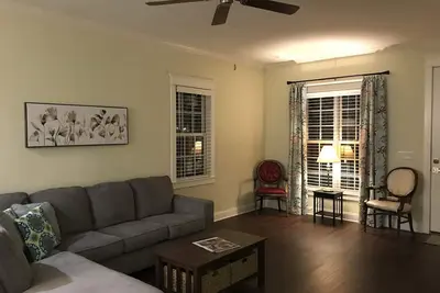 Image de Beautiful home in Historical Garden District of Mobile Alabama