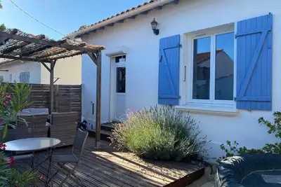 Image de Belle Maison chaleureuse à 200m de l'Océan!
