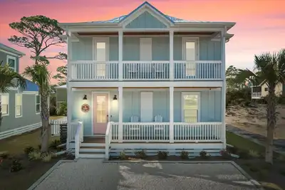 Image de 🏖Escape to The Cape at Villa Azul🐾Pet Friendly💙Community Pool & Pickleball