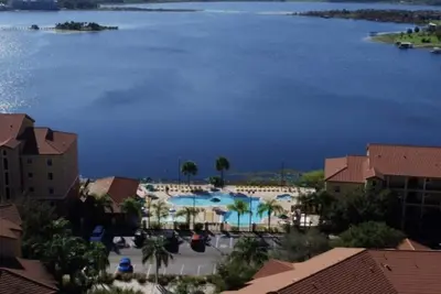 Image de Plan Your Vacation From A Romantic Week For 2, To A Family Reunion For Up To 14