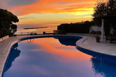 Villa With Sea Front Pool 40 min From Rome Center (S. Pietro)
