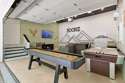 Image de Cozy Mountain Cabin w/ Hot tub and Game Room