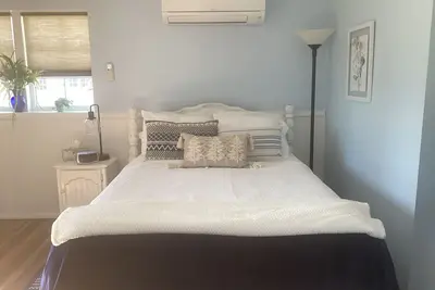 Image de Close to Oxford and Miami U. Pet friendly, and away from college shenanigans