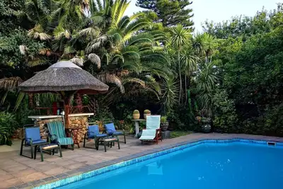 Image de Stylish & luxurious villa in Stellenbosch.