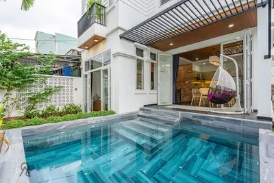 Chilling Villa 4 bedrooms - private pool - walk to beach