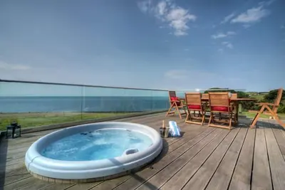 Image de House 38 - sleeps 6 guests in 3 bedrooms