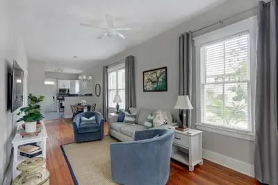 Image de The Broad House, Historic | Renewed | Cozy