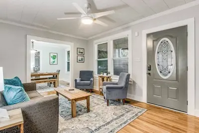 Image de Mins to Downtown! Main House - Pensacola Pearl