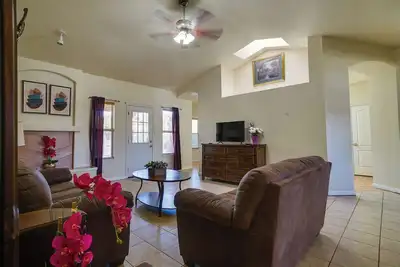 Image de Convenient Las Cruces Home w/ Patio & Grill!