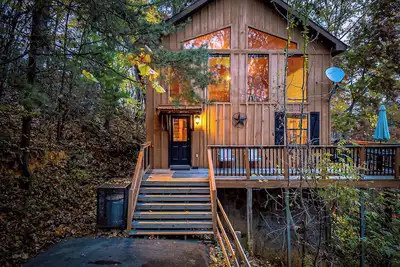 Image de Modern Cabin in Shagbark with Hot Tub - Pet Friendly