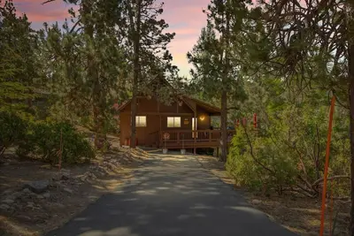 Image de Boulder Bay Getway - Cozy Cabin located near Metcalf Bay