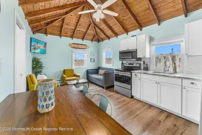 Image de Beautiful condo steps away from the beach in Manasquan