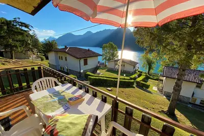 Image de In Seenähe mit Panoramablick