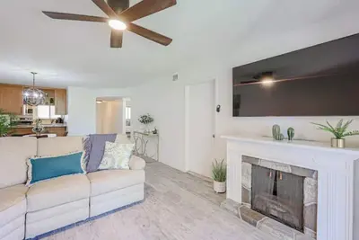 Image de Old Town Scottsdale, 2 bed/2bath condo with Pool Side View