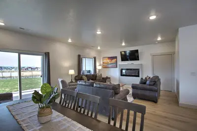 Image de Townhome 21 at Waterdance - Sleeps 12, 3 Bed-4 Bath with shared outdoor pool