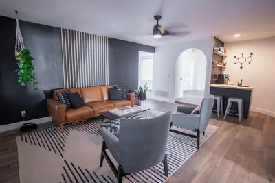 Image de *New* The Cactus Cafe - peaceful 4br close to great Golfing, Shopping, Dining