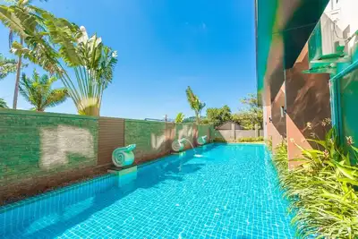 Image de Convenient Karon studio, walk to beach & market