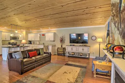 Image de Cheerful Tiffin Digs in the Heart of Downtown