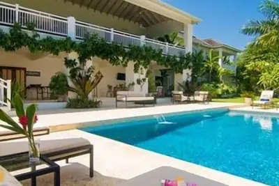 Image de Hanover Windward, Montego Bay by Personal Villas - Magnificent Relaxing Haven