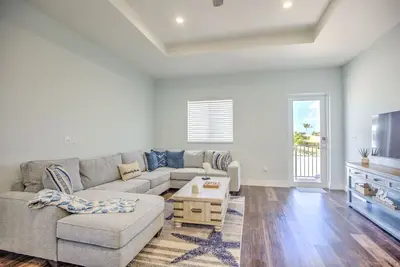 Image de Family Cove 3 Br New - Cabana Club - Hot Tub - Bikes