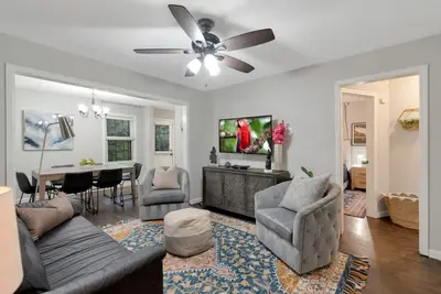 Image de Ath - Doraville - 3br - Ranch - PetFriendly (lake)