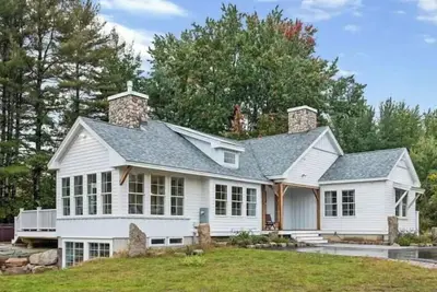 Image de Luxury on Saco River with Hot Tub & Mountain Views