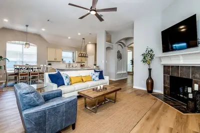 Image de Gorgeous one story home in the heart of Frisco