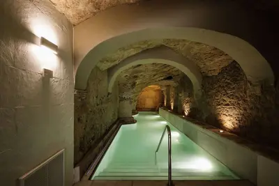 Image de Apartment 4 Black and White and Thermal Bath exclusive for guests