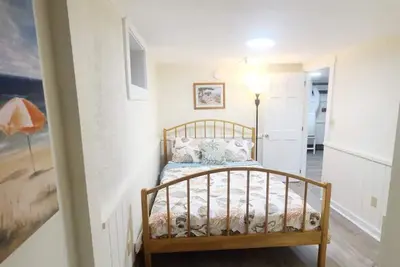 Image de 4 min walk to the beach. 1bd. Sleeps 4. Pets ok