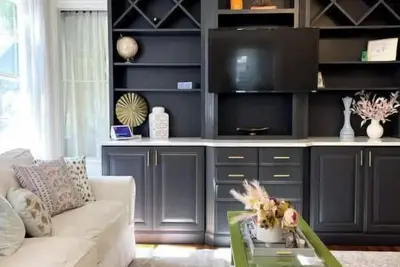 Executive Home w/Pool*3Mins2Beach*WalkDowntown*Gym*Sauna*Bidet