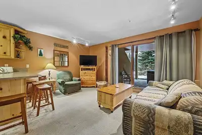 Image de Snow Creek Village 6: Cute, Ground Level, Studio Condo w/Private Hot Tub