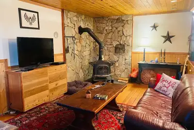 Image de Pet Friendly 3bdrm Classic Whistler Style Chalet with Hot Tub and Sauna