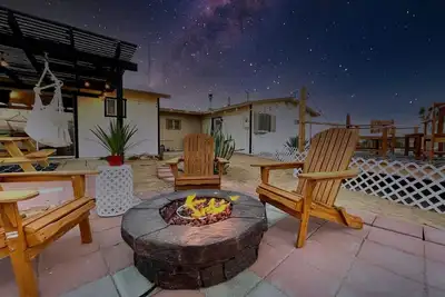 Image de Stargazing Home w Pool | Fire Pit | Desert Views