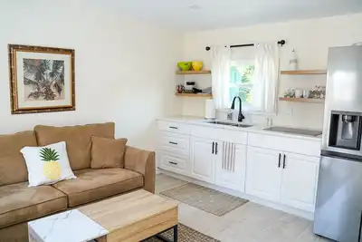 Image de Adorable 1 bedroom guest house in downtown Wpb