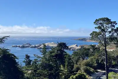 Image de 2 Nights $325 a night overlooking the Pacific Ocean
