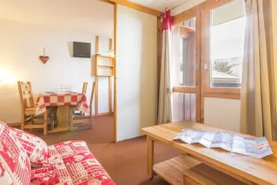 Image de Studio divisible chaleureux proche des pistes avec balcon