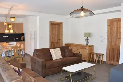 Image de Bel appartement avec terrasse, proche du téléphérique et centre aquatique à Pralognan-la-Vanoise