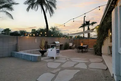 Image de 4 bedroom private retreat in the heart of downtown