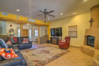 Image de Rustic Las Cruces Escape - 2 Mi to Nmsu!