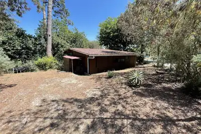 Image de Agréable chalet en bois à 100m du lac