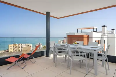 Stunning flat in Middel Views El Higueron Gym&pool by Costarentals - Ref 130