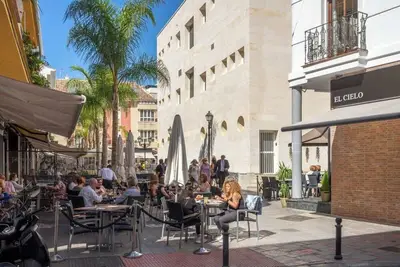 Image de Central couples getaway by Costarentals - Ref 155