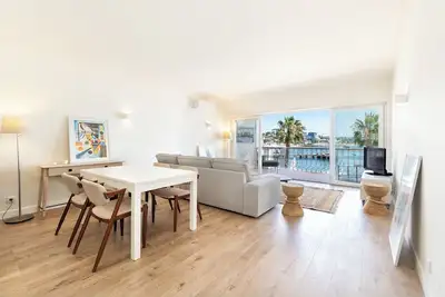 Image de Appartement 'Cascais Bay Terrace Iii' avec vue sur la mer & Wi-Fi