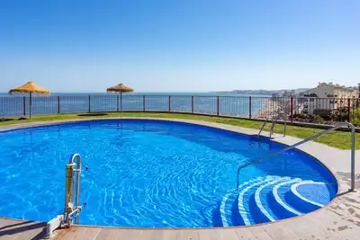 Image de Seaview terrace with pool in Carvajal by Costarentals - Ref 103