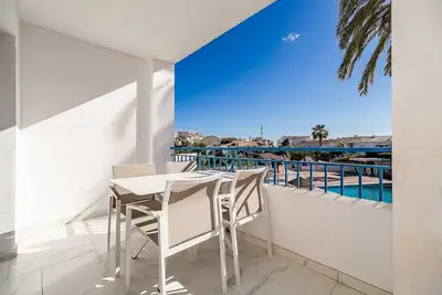 Image de Riviera bright balcony by Costarentals Ref 184