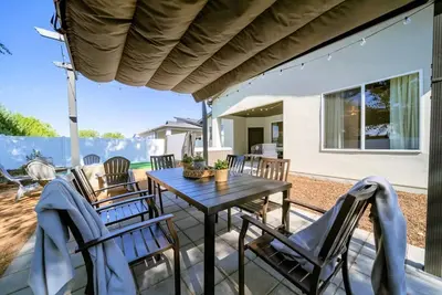 Image de Pet Friendly Home w/ Epic Yard | Hot Tub | Views